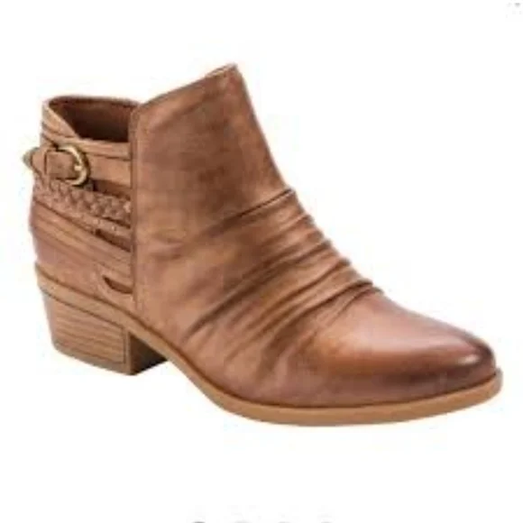 BareTraps Brown Ankle Booties - Picture 2 of 5